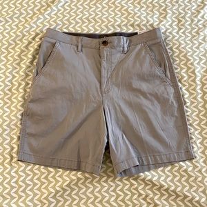 CROFT & BARROW Gray Mens Shorts, 32 NWT